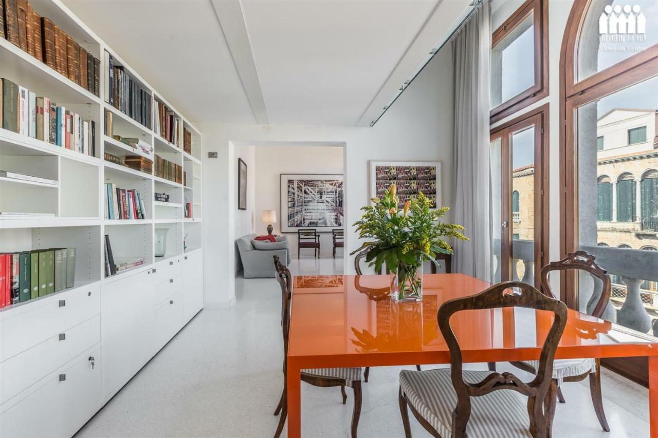 Apartment Ca' Degli Armeni Canal View